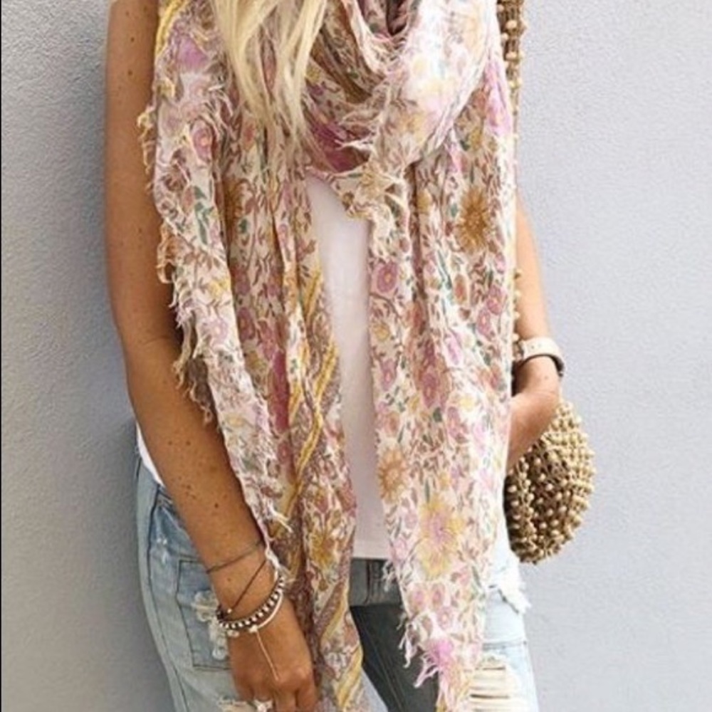 Folktown Scarf